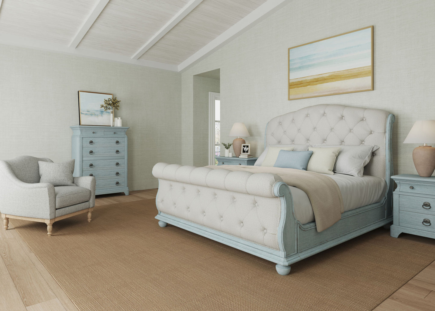 Summer Creek QN Uph Sleigh Bed