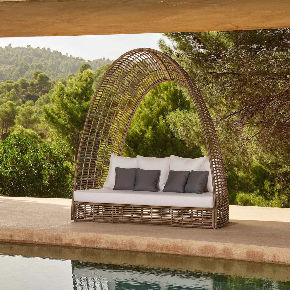 Ruby Daybed with Premium Cushion