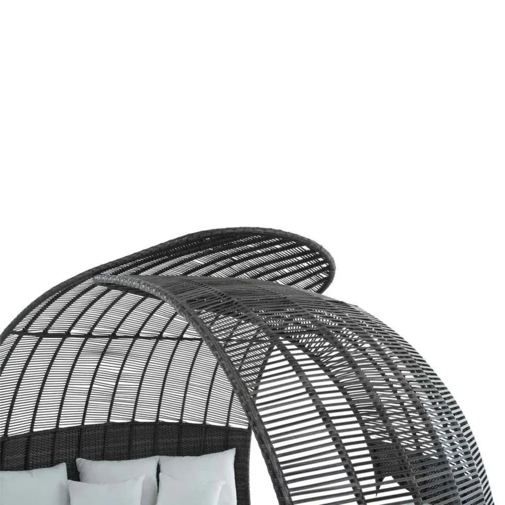 The Banyan Daybed by Panama Jack