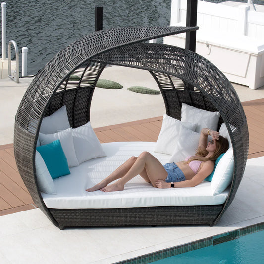 The Banyan Daybed by Panama Jack