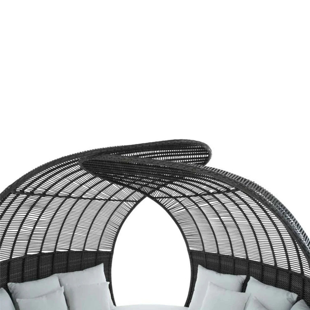 The Banyan Daybed by Panama Jack