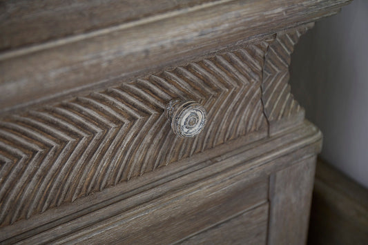 Summer Creek 8 Drawer Chest