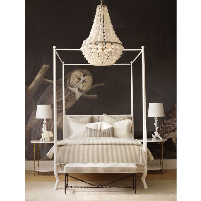 Faline Canopy bed